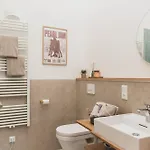 Gulfhof Wangermeer 8 Maila 公寓 *